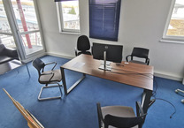 Attraktiver Büro- oder Praxisraum zu vermieten!