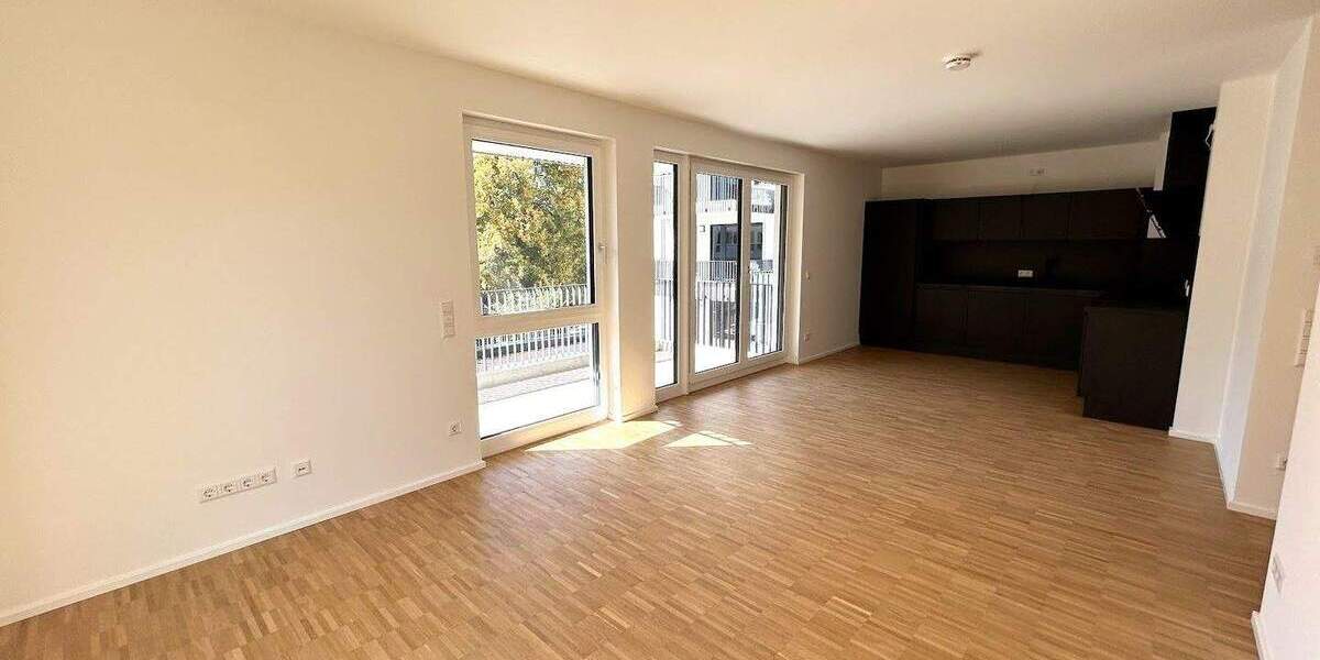 Etagenwohnung Stuttgart Untertürkheim - 3 Zimmer, 80 m&sup2;, 1.440&euro; | Angebot:24723643
