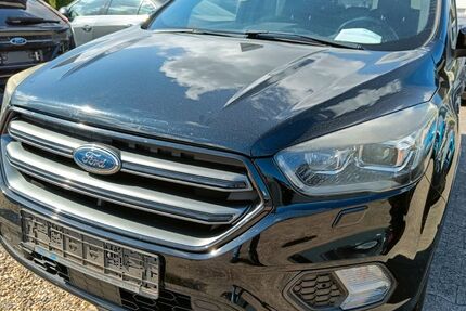Ford Kuga 232.000 km 8.400 &euro; ensdorf 66806