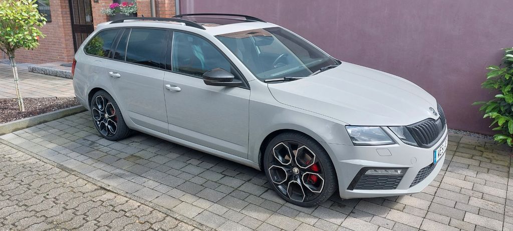 Skoda Octavia 170.350 km 17.333 € Moers 47445