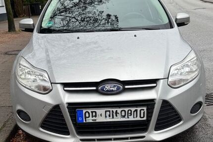 Ford Focus 212.215 km 5.250 &euro; Ahrensburg 22926