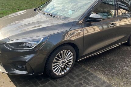 Ford Focus 59.000 km 16.000 &euro; Versmold 33775