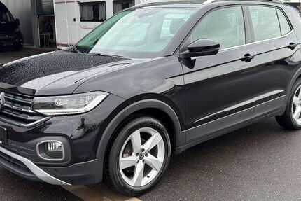 VW T-Cross 26.478 km 19.480 &euro; Düren 52351