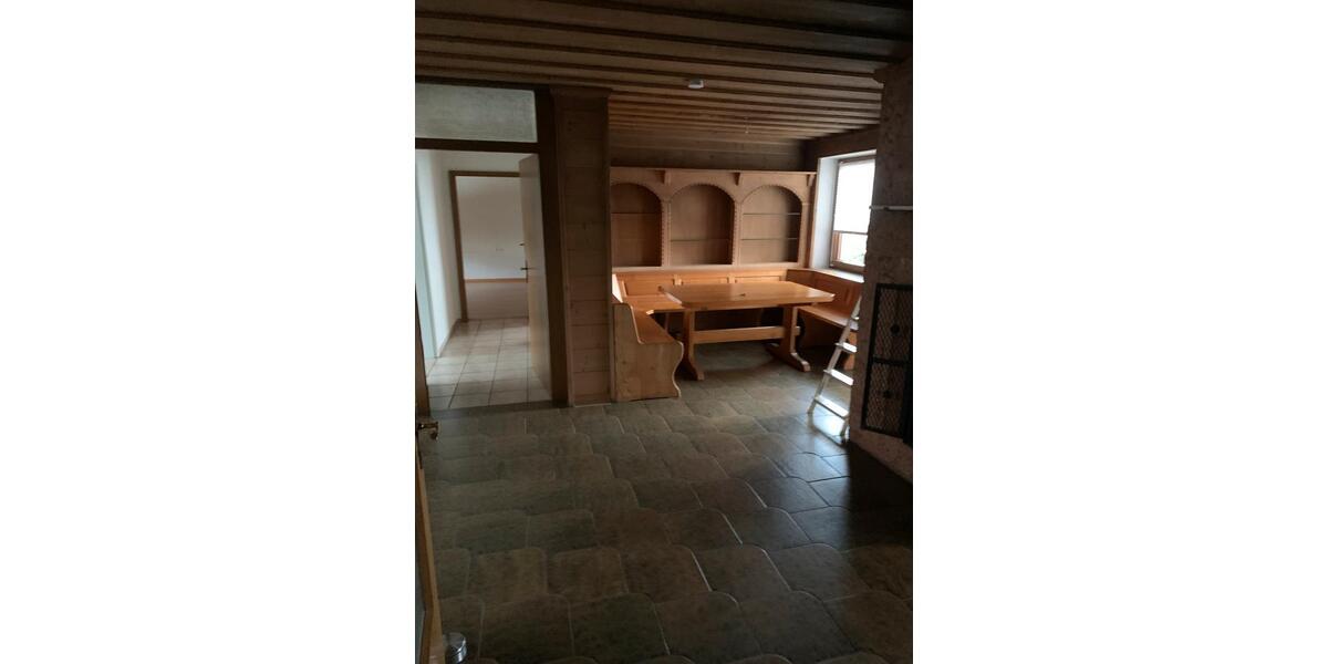 Erdgeschoßwohnung Luhe-Wildenau Wildenau - 4 Zimmer, 90 m&sup2;, 650&euro; | Angebot:26136132