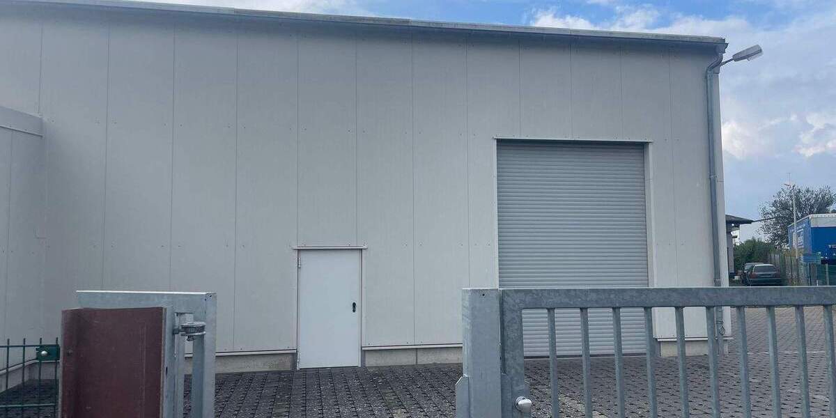 Flexibel, Geräumig, und Optimal gelegen! LagerProduktionshalle in verkehrsgünstiger Lage von Vellmar zimmer