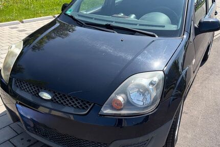 Ford Fiesta 213.000 km 680 &euro; Offenburg 77652