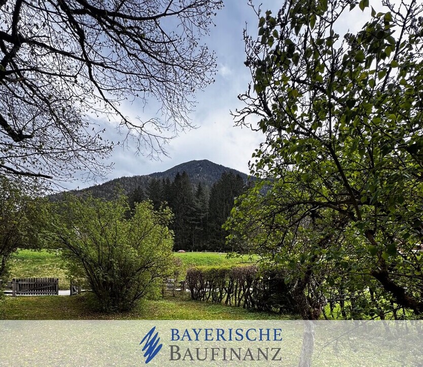 • BAUGRUNDSTÜCK FÜR VILLA UND 2 EFH • SCHÖNER ALTBESTAND • ROTTACH-EGERN -TRINIS• SÜD-WEST-LAGE •