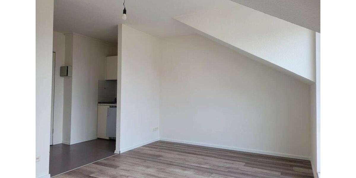 Dachgeschoßwohnung Lübeck Sankt Lorenz Nord - 1 Zimmer, 26 m&sup2;, 339&euro; | Angebot:26383138