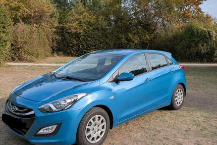 Hyundai i30 121.000 km 5.200 &euro; Römerberg 67354