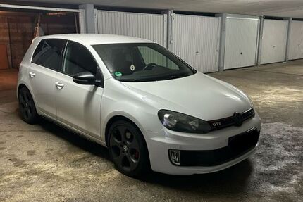 VW Golf 141.000 km 10.500 &euro; Sindelfingen 71065