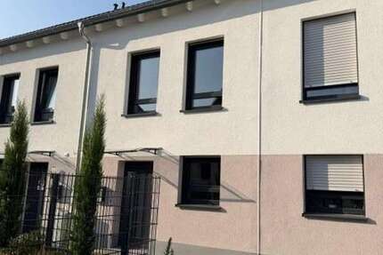 Haus Rodenbach - 5 Zimmer, 141 m&sup2;, 1.950&euro; | Angebot:27125727