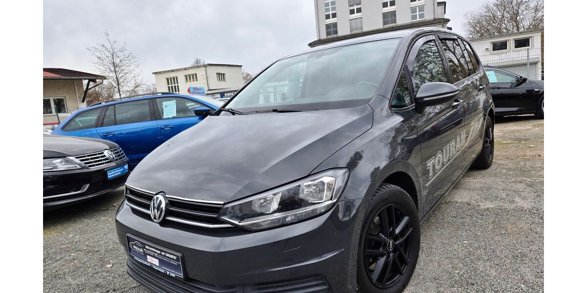 VW Touran 258.000 km 8.000 &euro; Dresden 01067