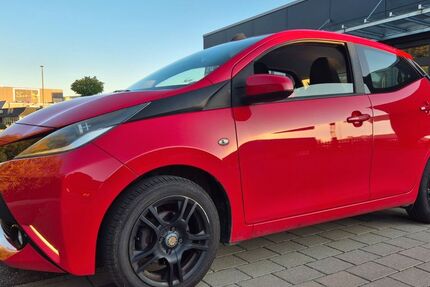 Toyota Aygo (X) 117.999 km 5.980 € Bad Säckingen 79713