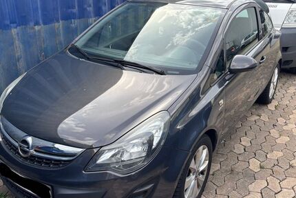 Opel Corsa 105.089 km 2.490 &euro; Nürnberg 90482