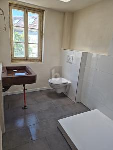 WOHNEN MIT GESCHICHTE - STILVOLL SANIERT - Maisonettenwohnung Remagen | Angebot:27439934