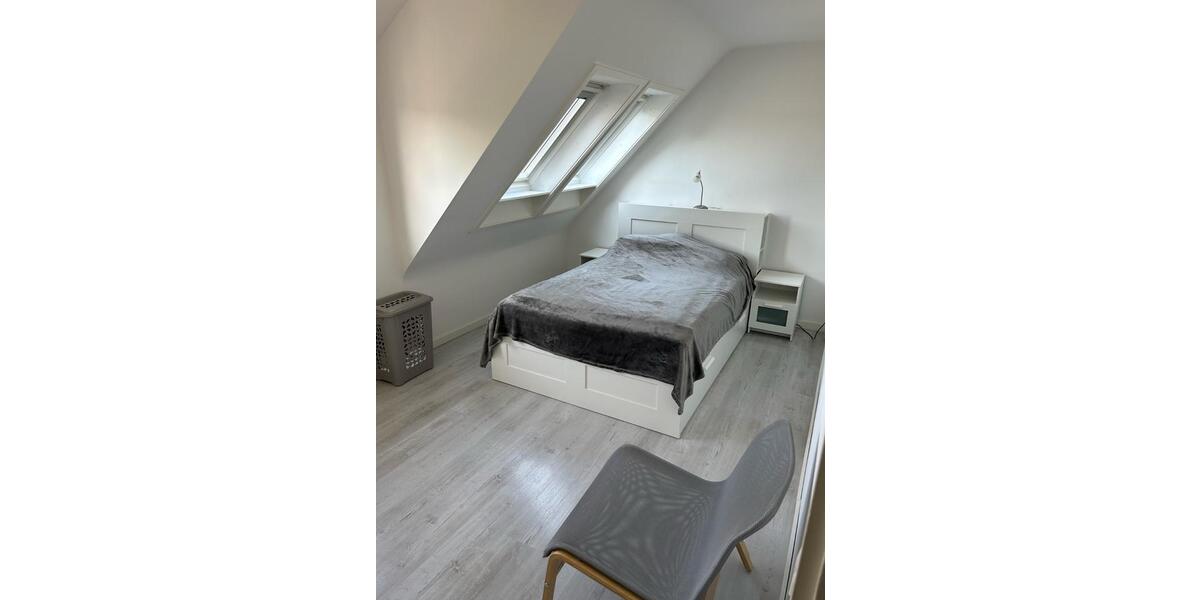 Dachgeschoßwohnung Heilbronn - 3 Zimmer, 63 m&sup2;, 935&euro; | Angebot:24966199