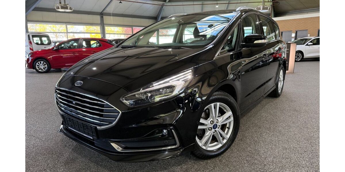 Ford S-Max 74.361 km 22.480 &euro; Troisdorf 53842