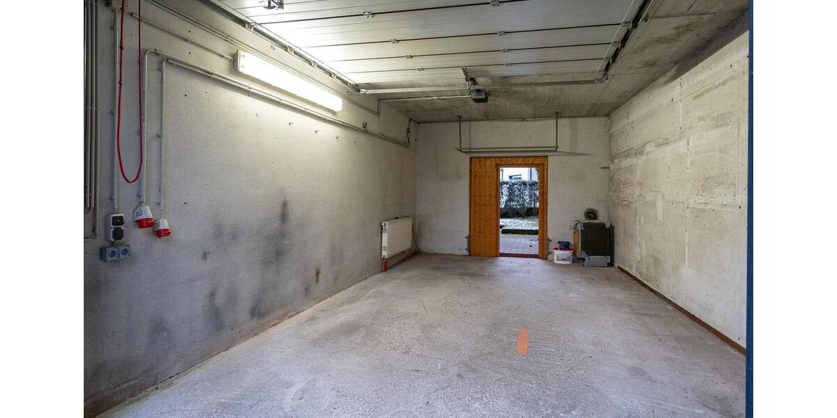 Reihenhaus Oberhaching Deisenhofen - 4 Zimmer, 195 m&sup2;, 2.990&euro; | Angebot:25268910