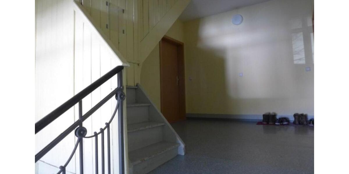 Dachgeschoßwohnung Chemnitz Bernsdorf - 3 Zimmer, 67 m&sup2;, 66.000&euro; | Angebot:25218828