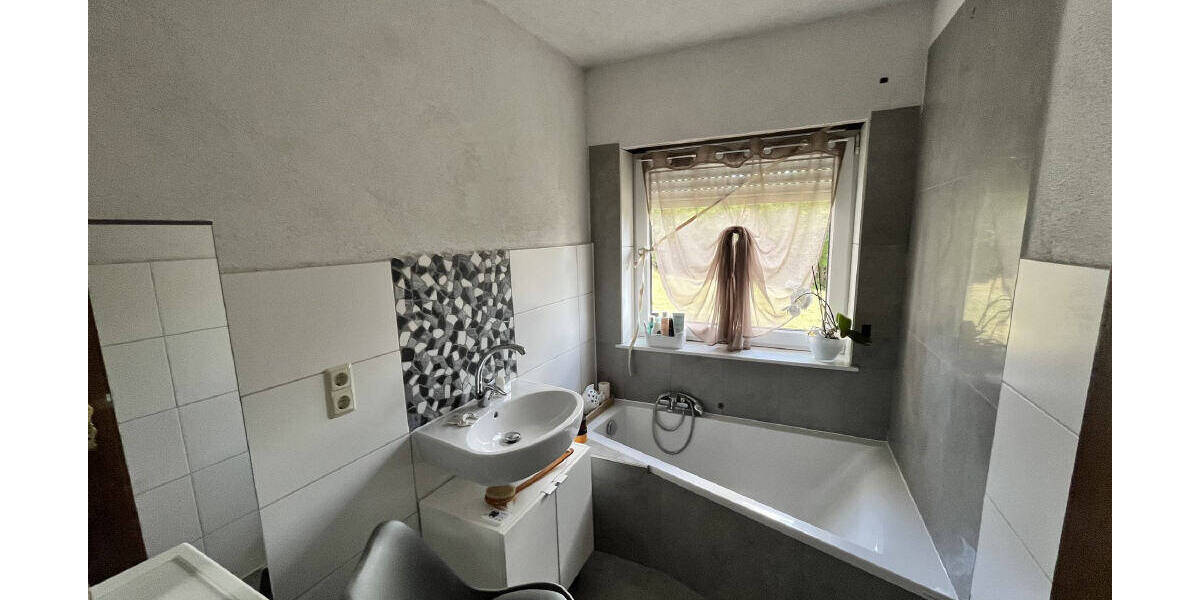 Etagenwohnung Hardheim - 4 Zimmer, 84 m&sup2;, 165.000&euro; | Angebot:25747311