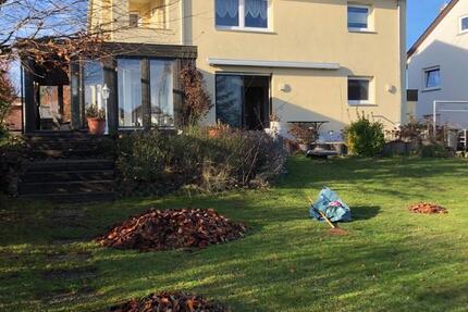 Freistehendes Einfamilienhaus mit großem Garten 6 zimmer