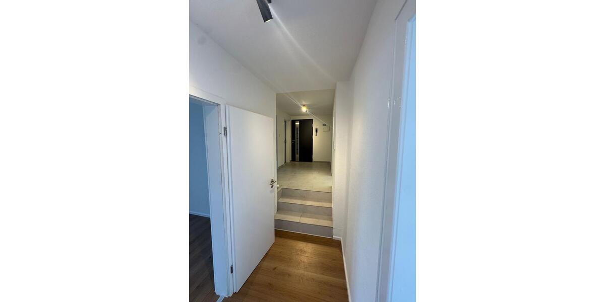 Etagenwohnung Siegen - 3 Zimmer, 95 m&sup2;, 239.000&euro; | Angebot:27136704