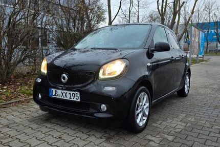 Smart ForFour 98.000 km 8.200 &euro; Ludwigsburg 71638