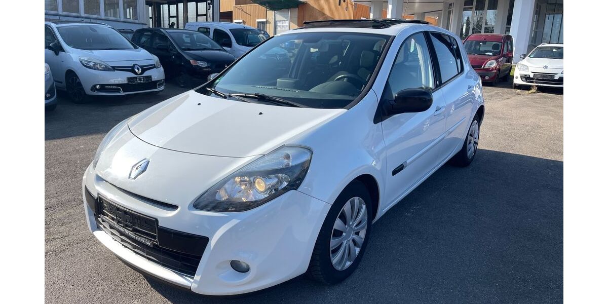 Renault Clio 222.000 km 2.600 &euro; Baden-Württemberg - Hechingen 72379