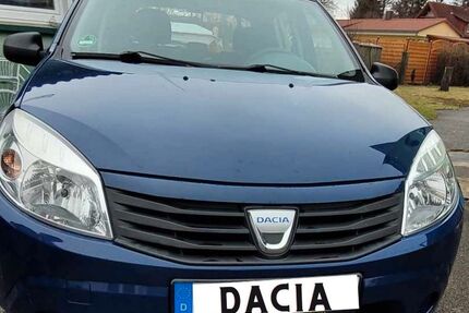 Dacia Sandero 98.000 km 2.600 &euro; Hüfingen 78183
