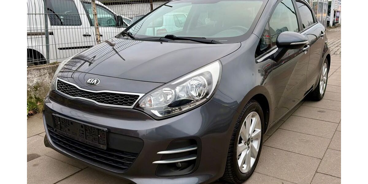 Kia Rio 111.000 km 6.950 &euro; Hamburg 20097