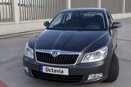 Skoda Octavia 148.000 km 4.800 &euro; Dresden 01259