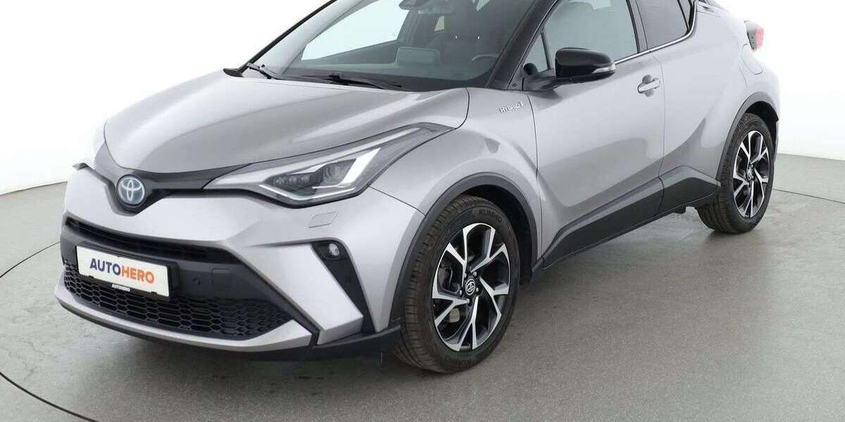 Toyota C-HR 31.881 km 23.420 &euro; Berlin 14059