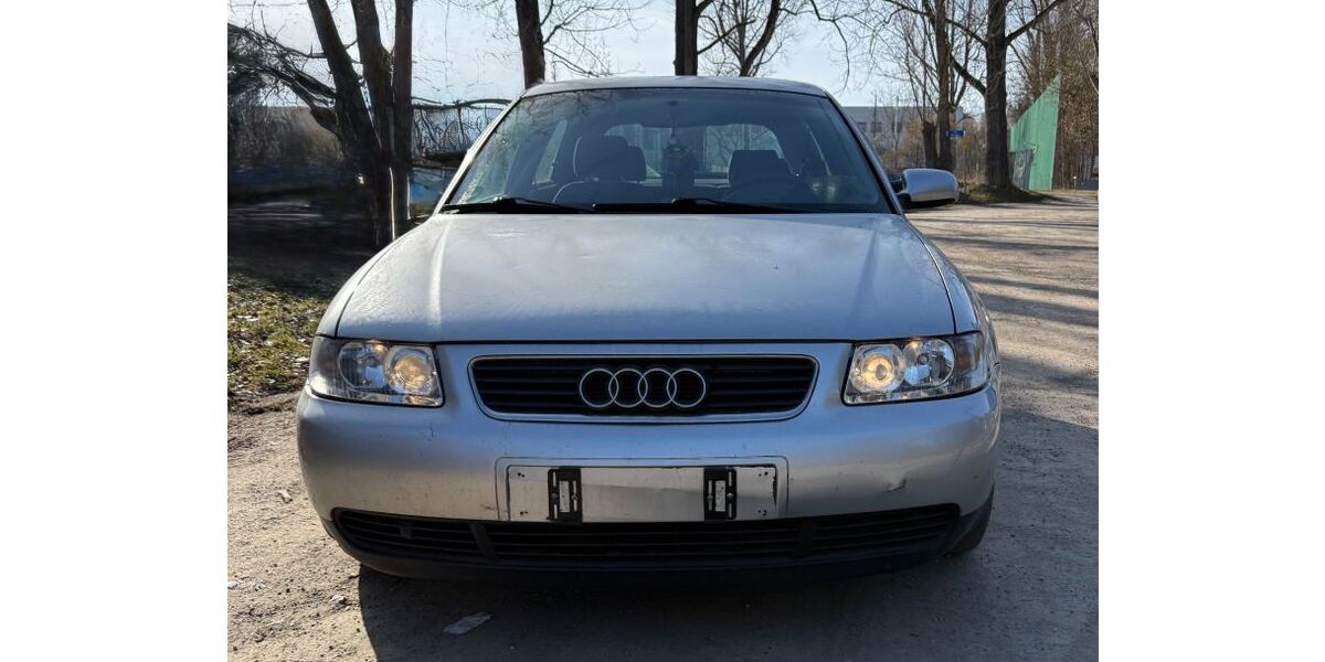 Audi A3 320.527 km 1.800 &euro; Weimar 99428