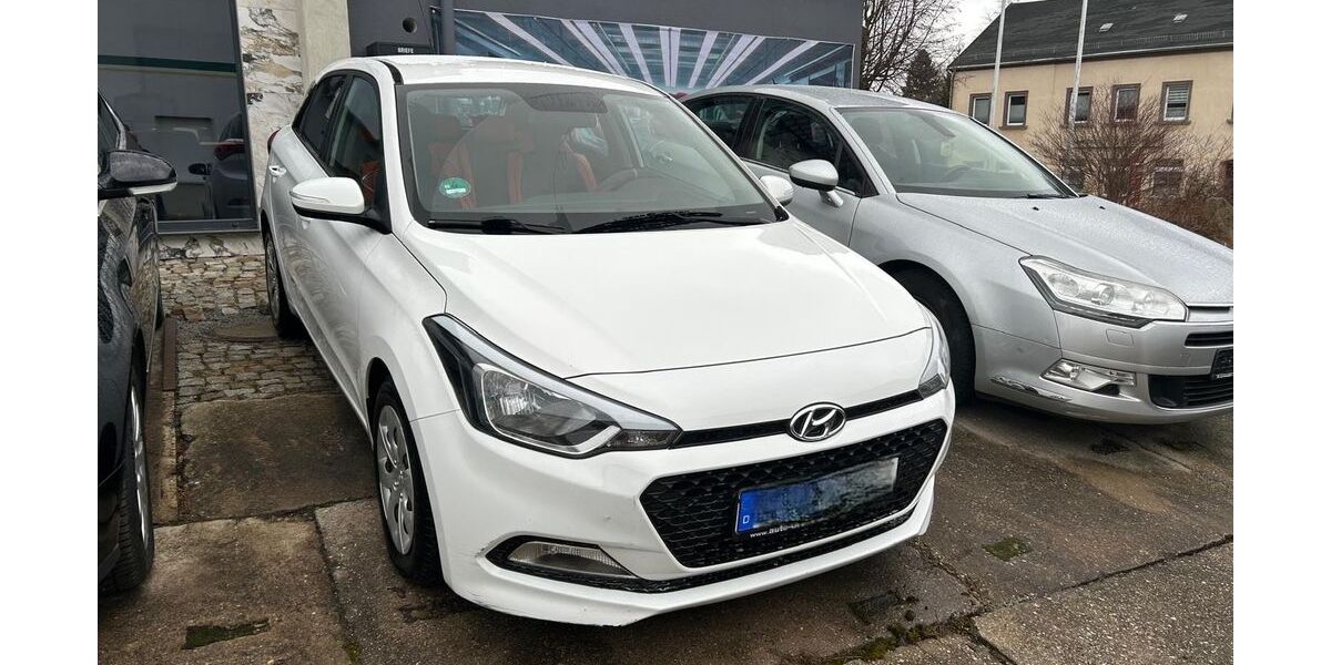 Hyundai i20 184.000 km 5.950 &euro; Schirgiswalde - Kirschau 02681