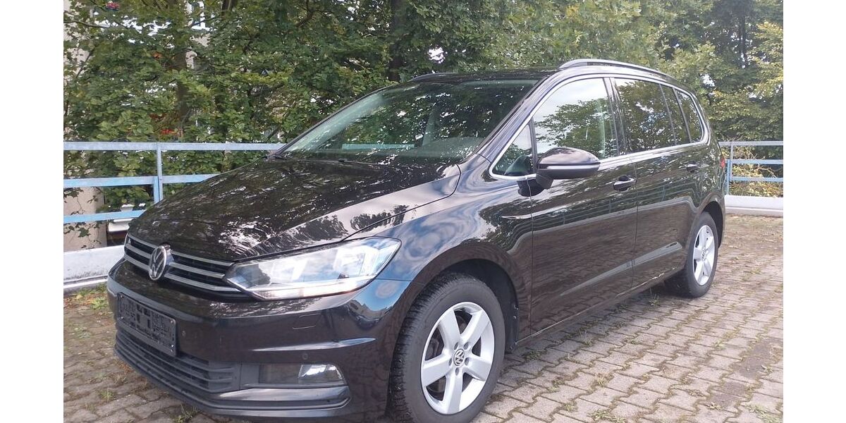 VW Touran 172.000 km 13.900 &euro; Berlin 12357