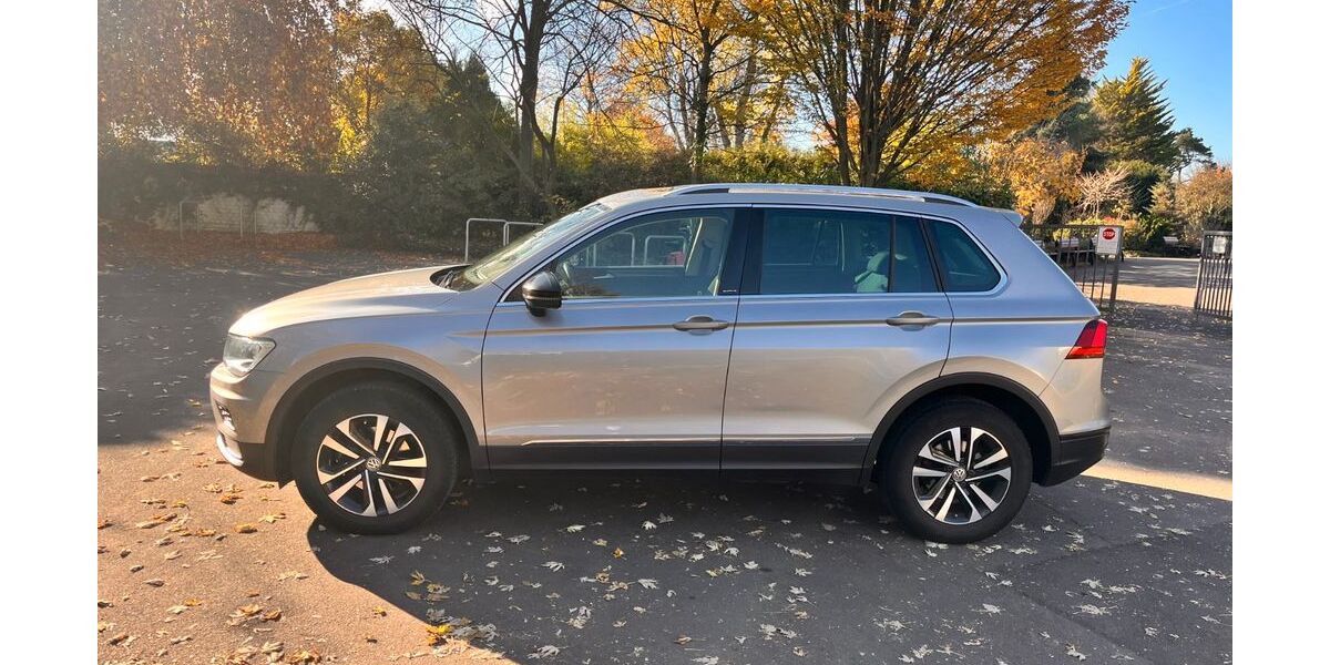 VW Tiguan 104.800 km 20.300 &euro; Hürth 50354