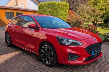 Ford Focus 50.000 km 16.800 &euro; Freital 01705
