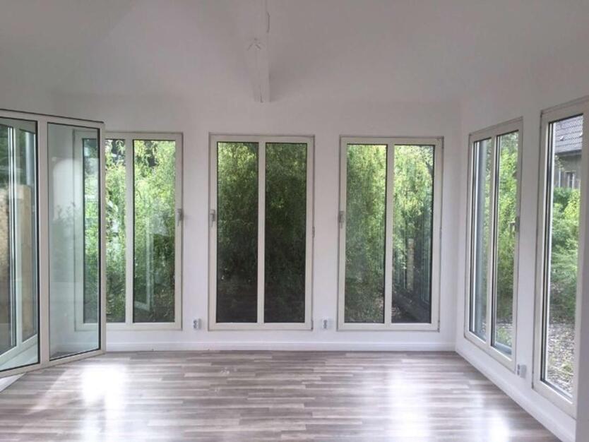 130 qm Remise in Neuenhagen mir großem Wintergarten zimmer