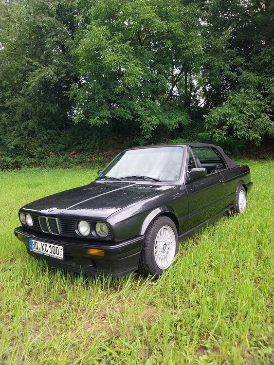 BMW E30