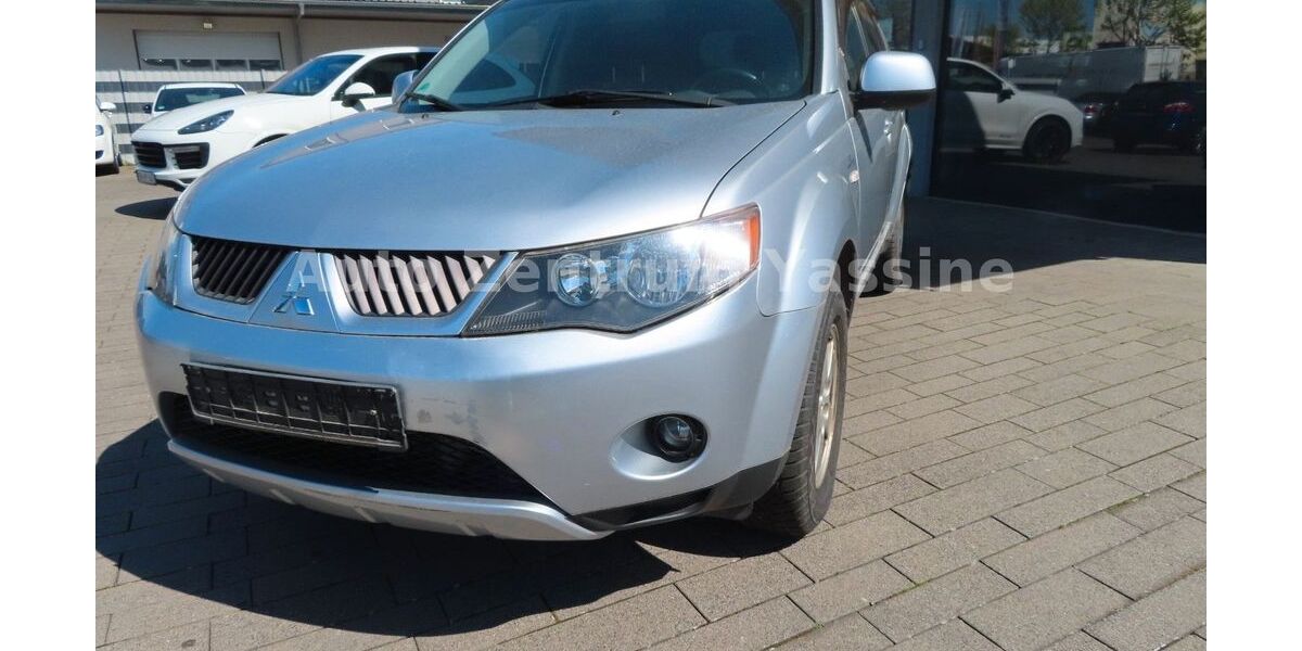 Mitsubishi Outlander 167.100 km 3.650 &euro; Bühl-Vimbuch 77815