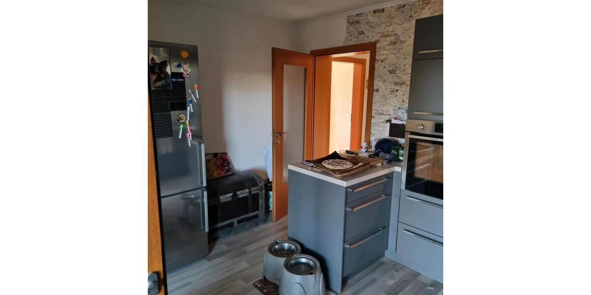 Etagenwohnung Erfurt Kühnhausen - 7 Zimmer, 130 m&sup2;, 1.600&euro; | Angebot:26396263