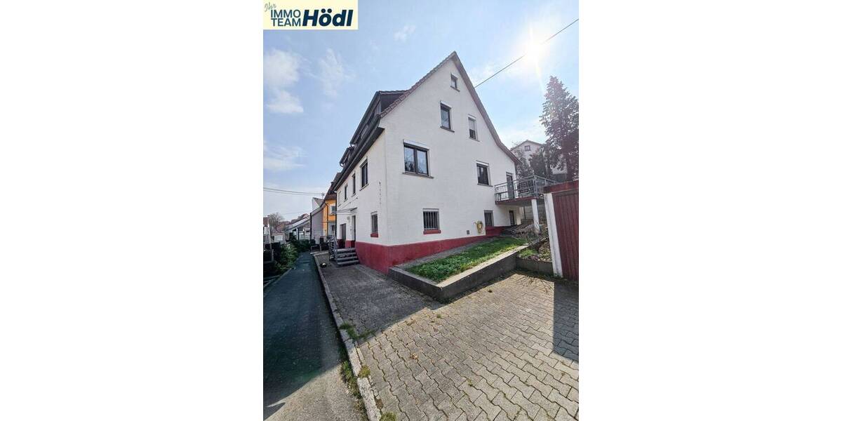 Einfamilienhaus Reutlingen Rommelsbach - 9 Zimmer, 154 m&sup2;, 349.000&euro; | Angebot:26029302