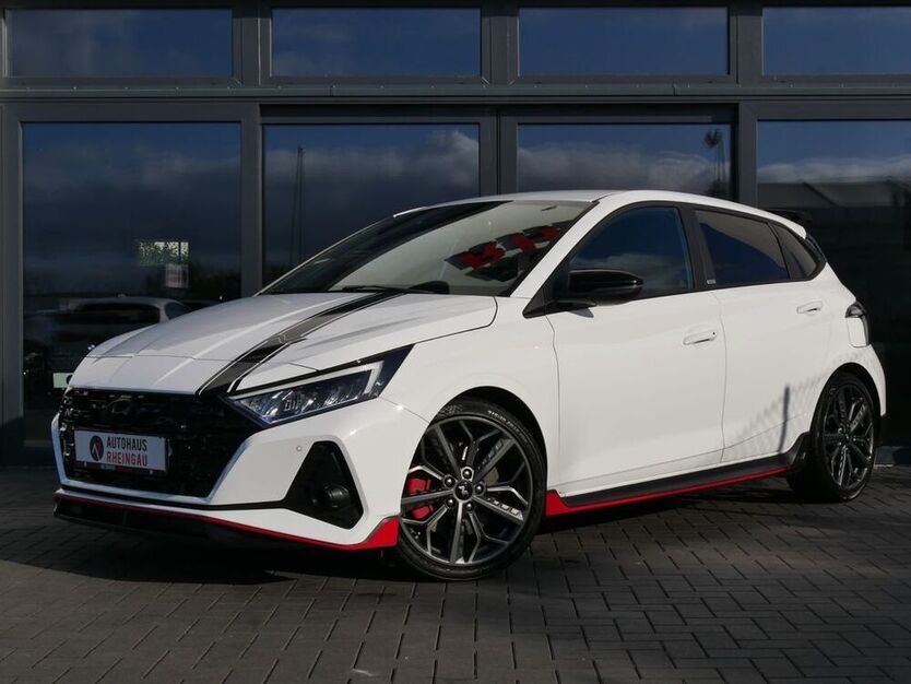 i20
