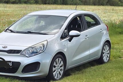 Kia Rio 157.000 km 4.750 &euro; Waghäusel 68753