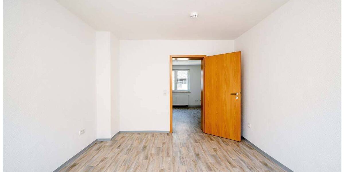 Mehrfamilienhaus, Wohnhaus Neuhaus am Rennweg - 250.000&euro; | Angebot:26290922