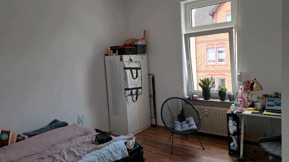 Etagenwohnung Frankfurt am Main Schwanheim - 3 Zimmer, 65 m&sup2;, 1.100&euro; | Angebot:26326831