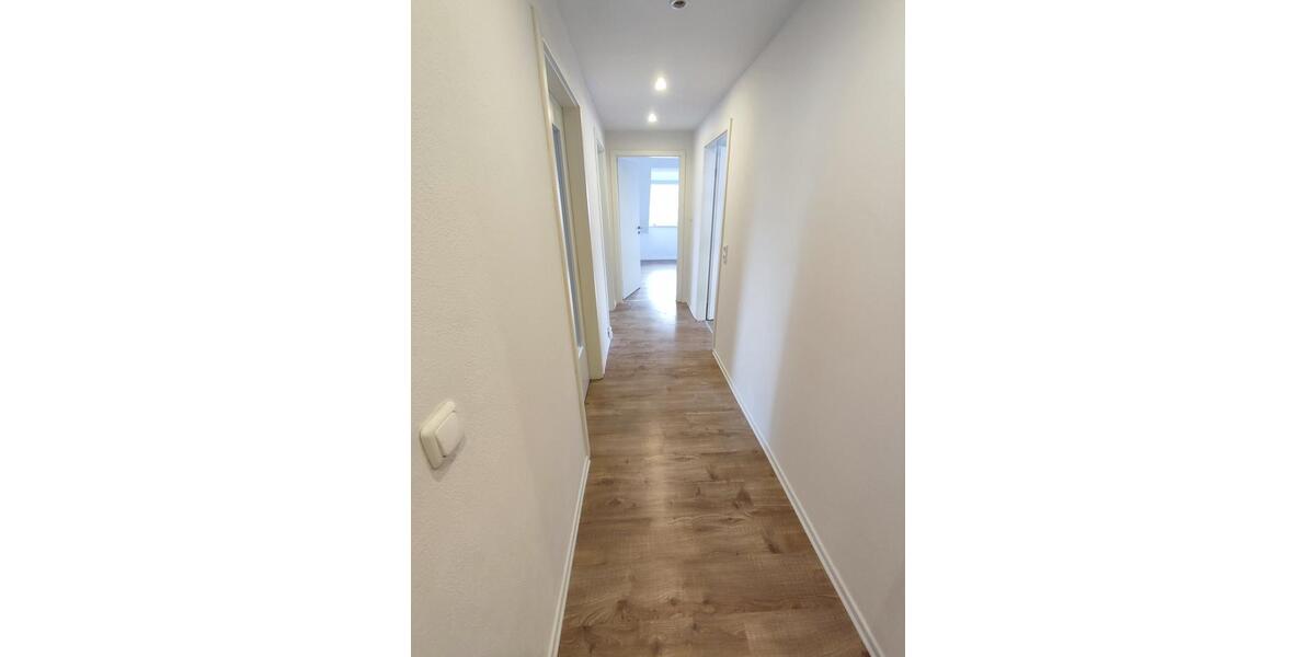 Dachgeschoßwohnung Bamberg Gereuth - 1 Zimmer, 12 m&sup2;, 260&euro; | Angebot:26337854