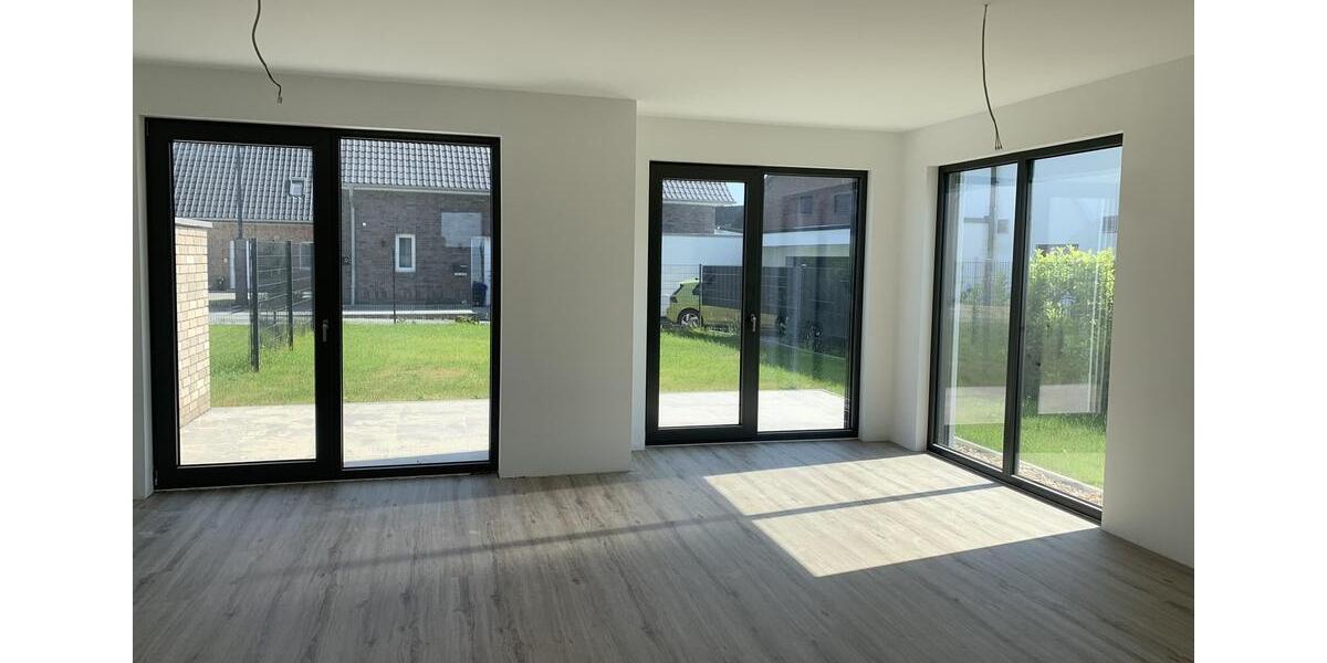 Reihenhaus Willich - 4 Zimmer, 172 m&sup2;, 1.989&euro; | Angebot:24816553