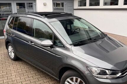 VW Touran 71.500 km 18.900 &euro; Jöhstadt 09477
