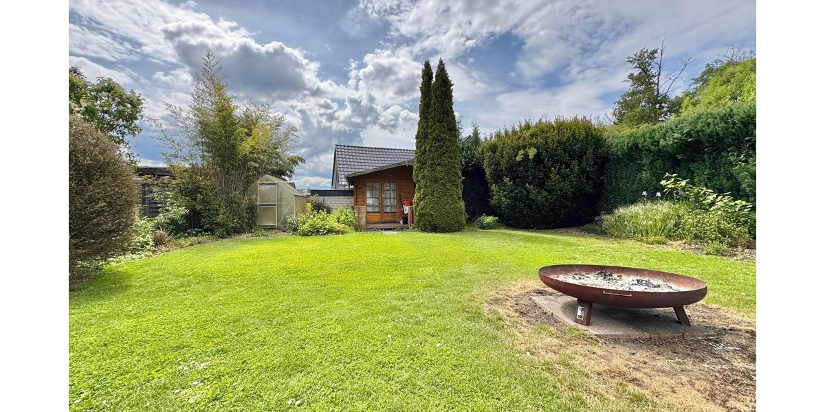 Charmante DHH mit Hinterhaus - Doppelhaushälfte Hildesheim Marienburger Höhe | Angebot:26855687